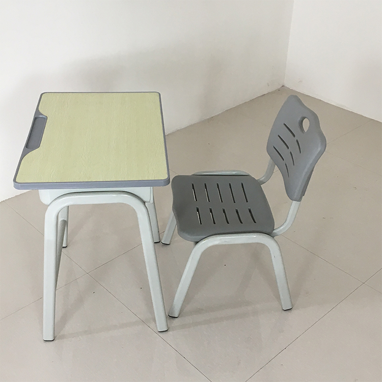 学生课桌椅材质说明及优点